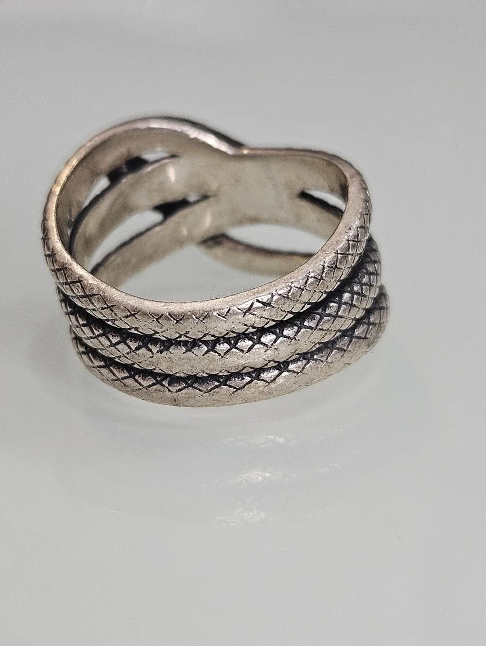 Sterling Silver Snake Reptile 925 Twist Ring Size 8 US